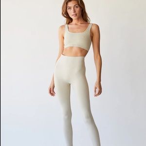 set active oat milk leggings & box cut bra